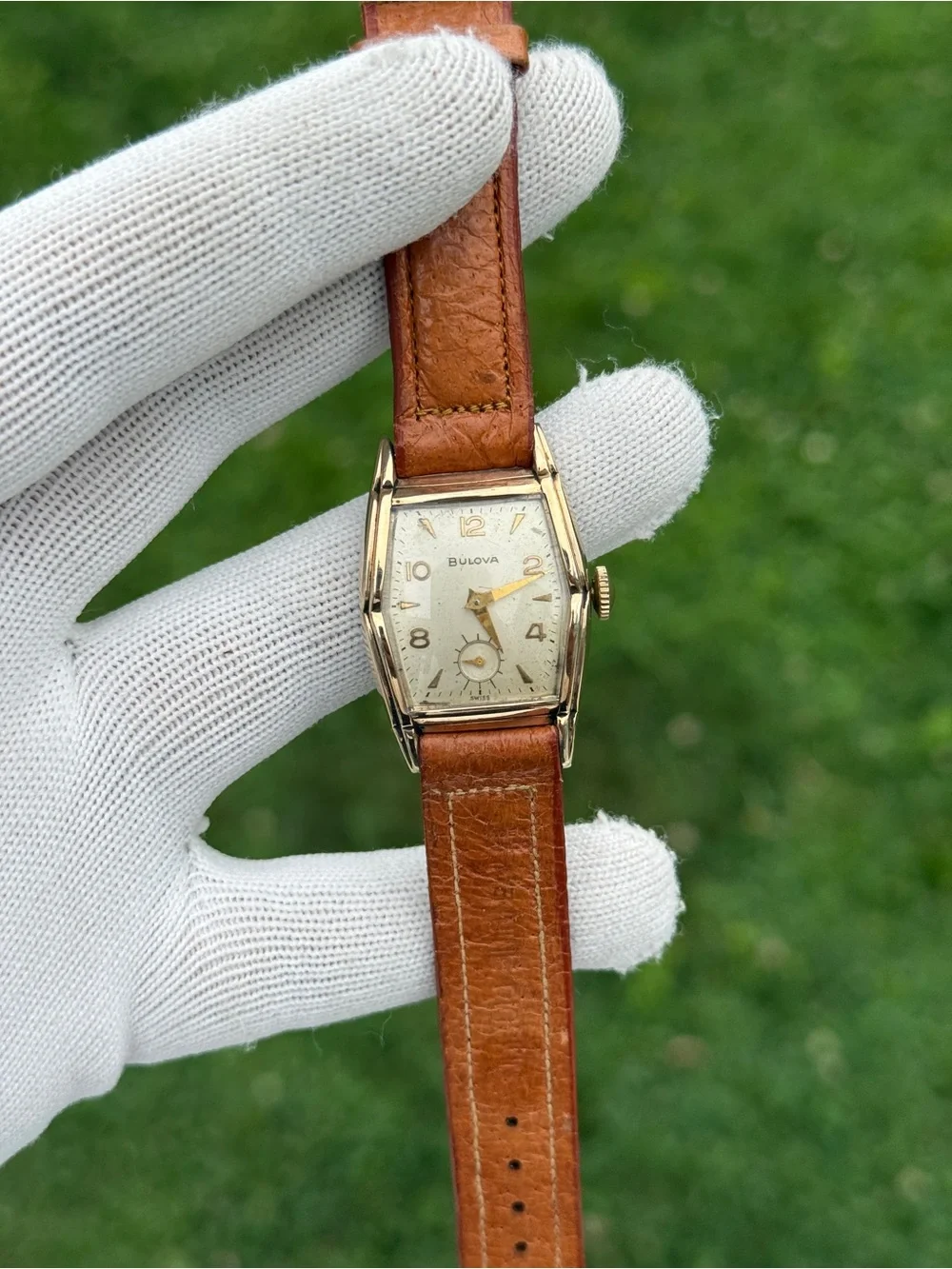 Bulova wristwatch gold