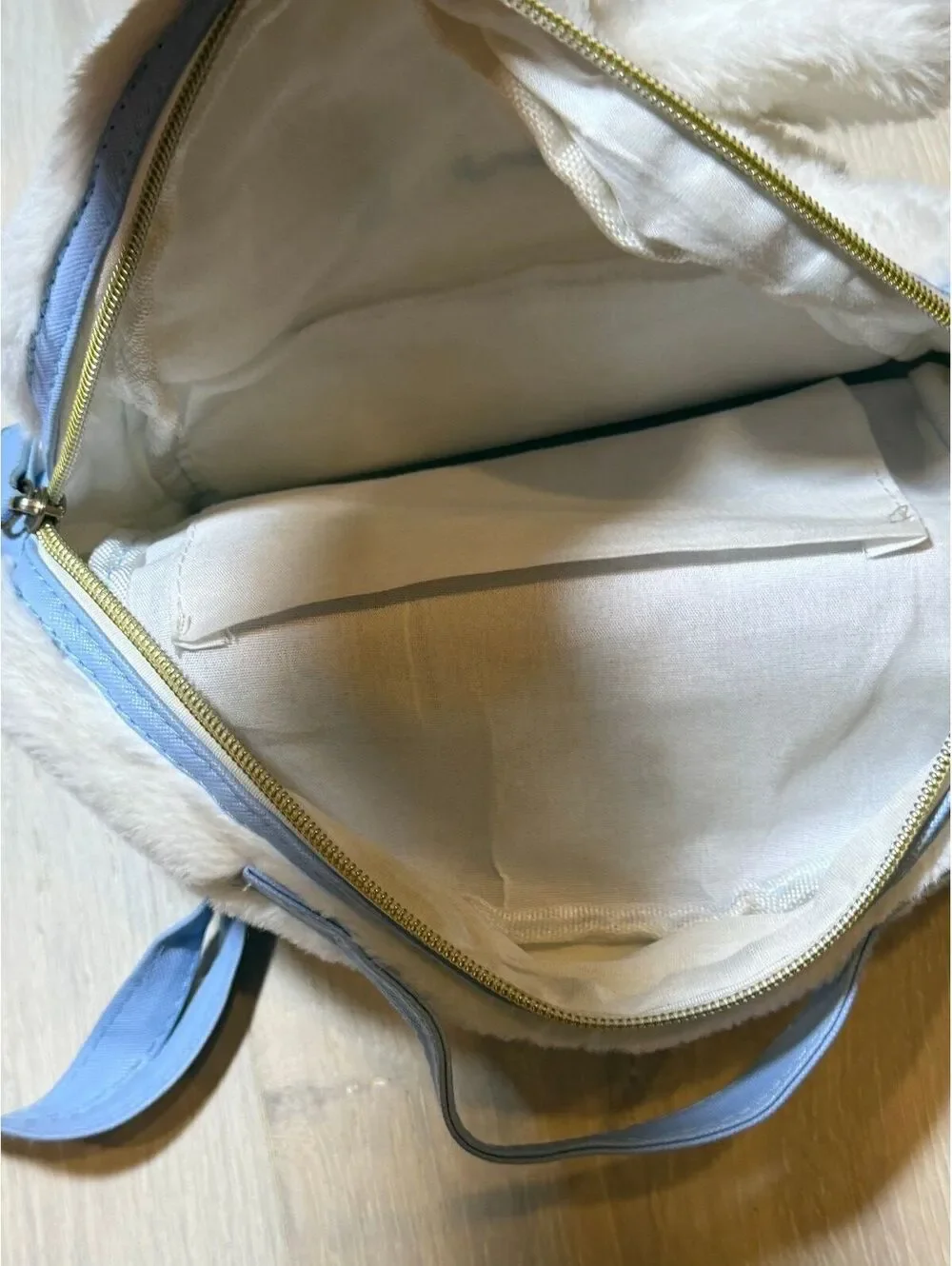 N/A present linings zipped