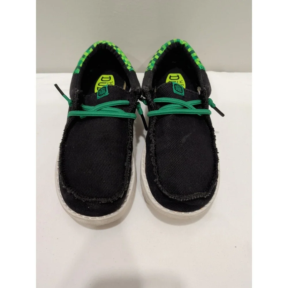 Hey Dude Shoes Boys  Black Wally Funk Gaming Slip on J2  Sz 2