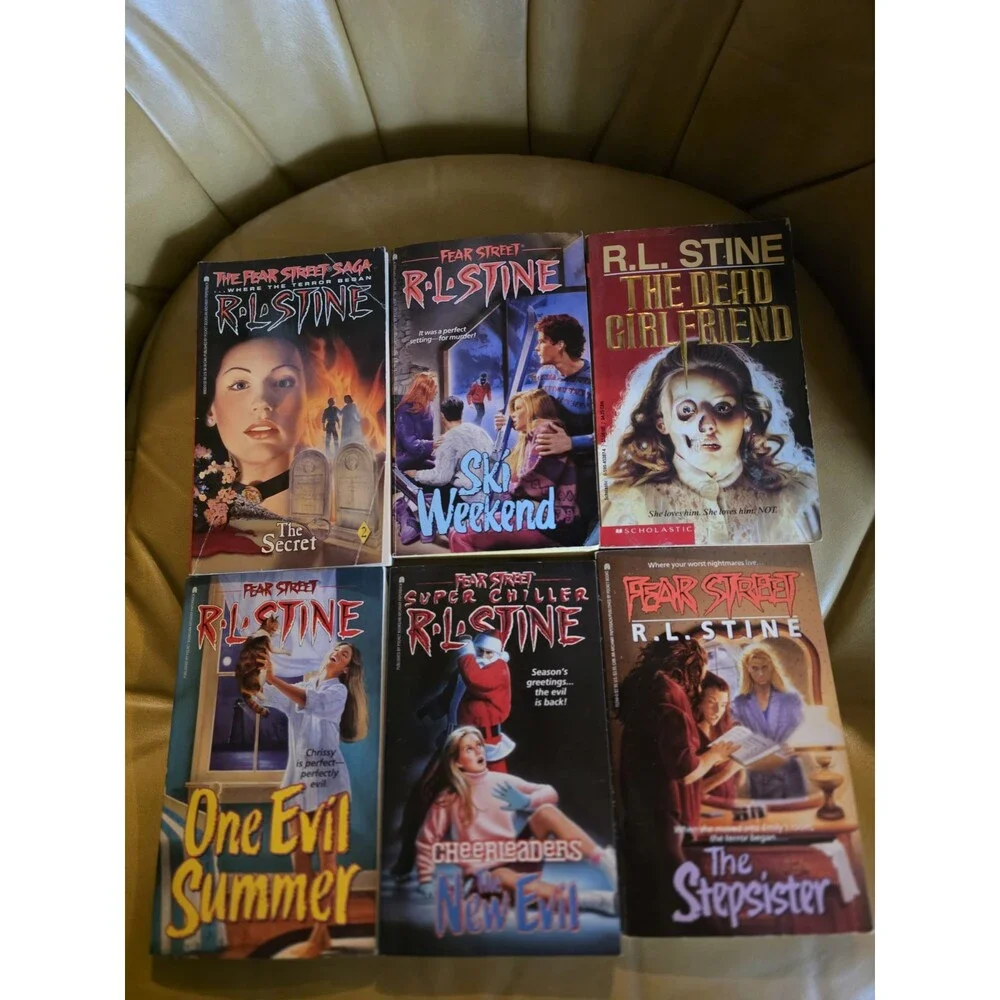 ​Lot of 6 Vintage RL Stine Fear Street Paperback Books - Three 1st Prints