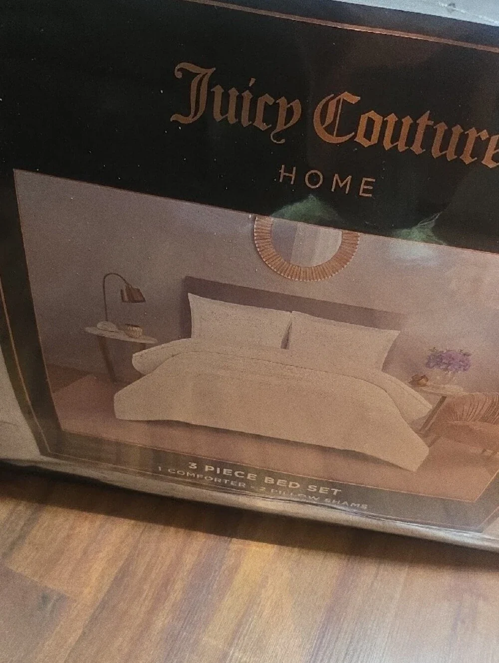 Juicy Couture White Quilted Comforter Set - Queen New  Sequins