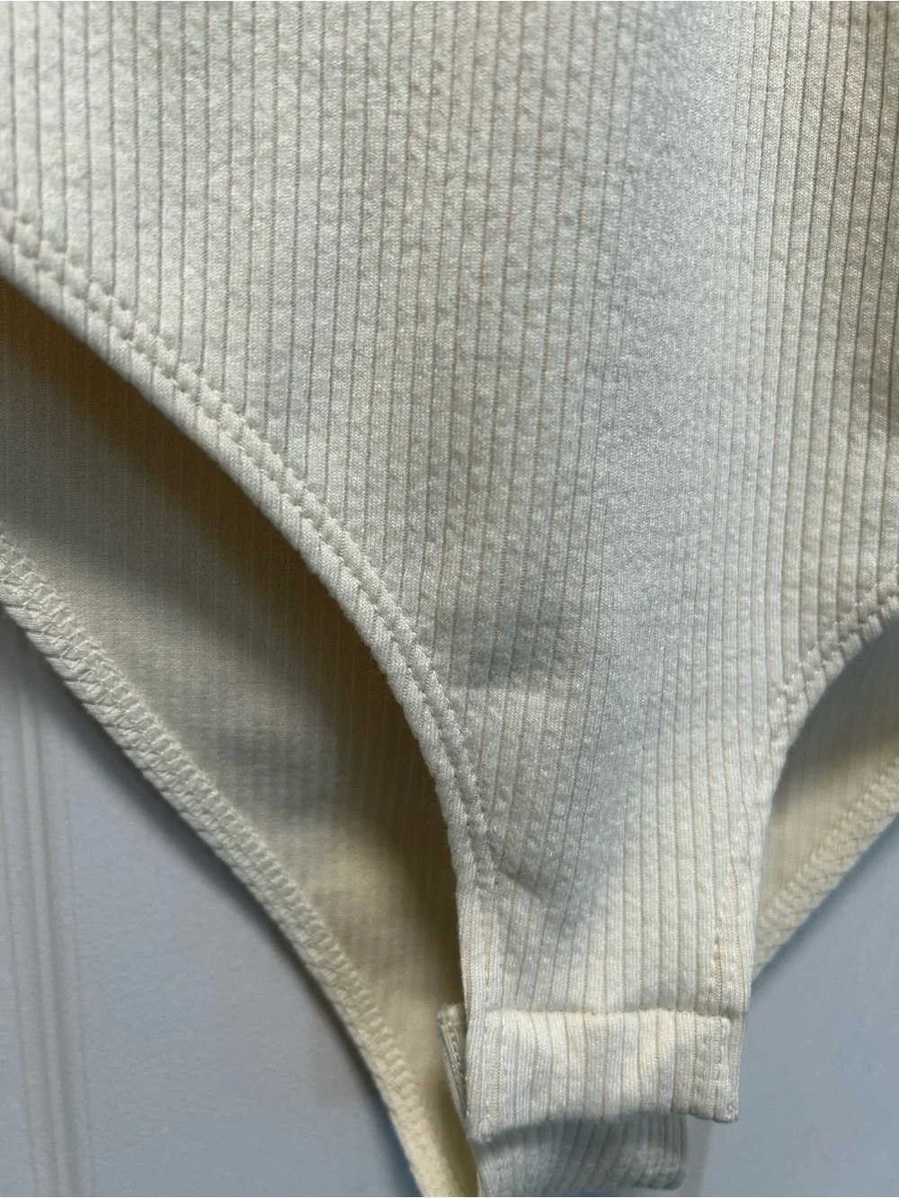 H&M Cream Ribbed Long-Sleeve Bow-Front Bodysuit Minimalist Coquette Size Small