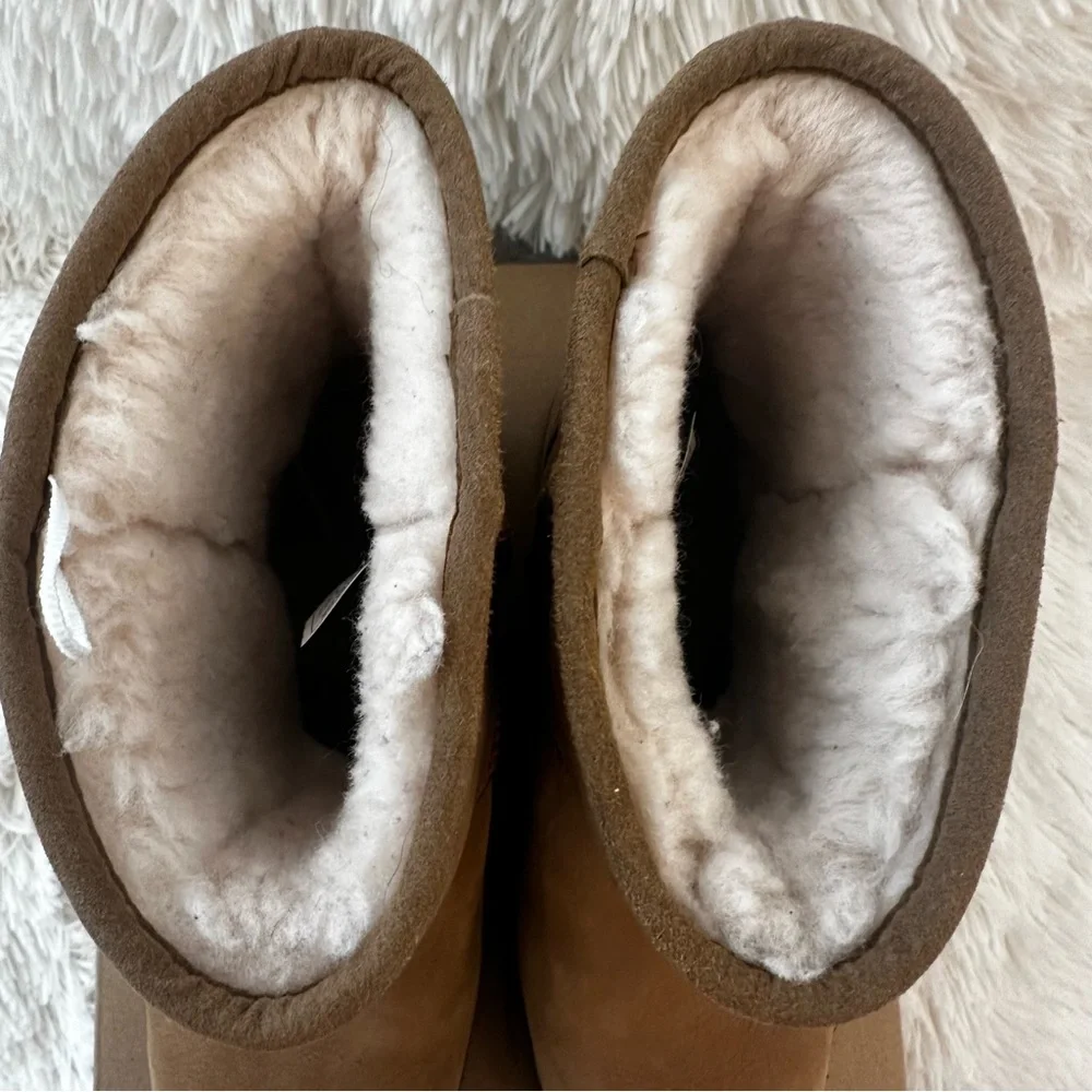UGG classic short