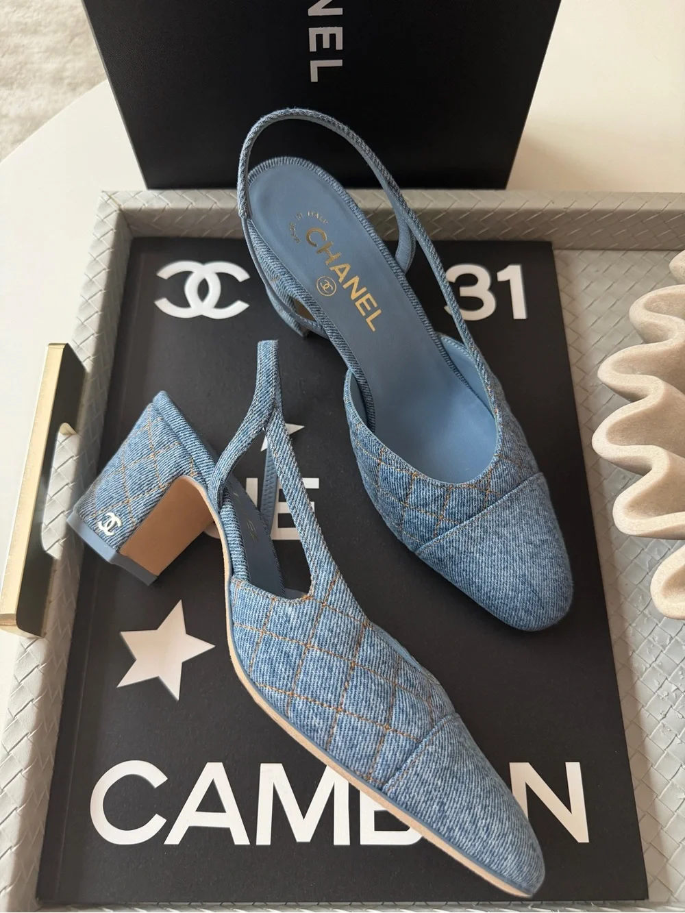 CHANEL 65mm elegant