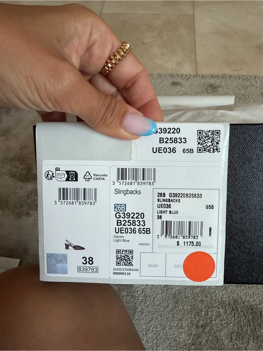 CHANEL block brand