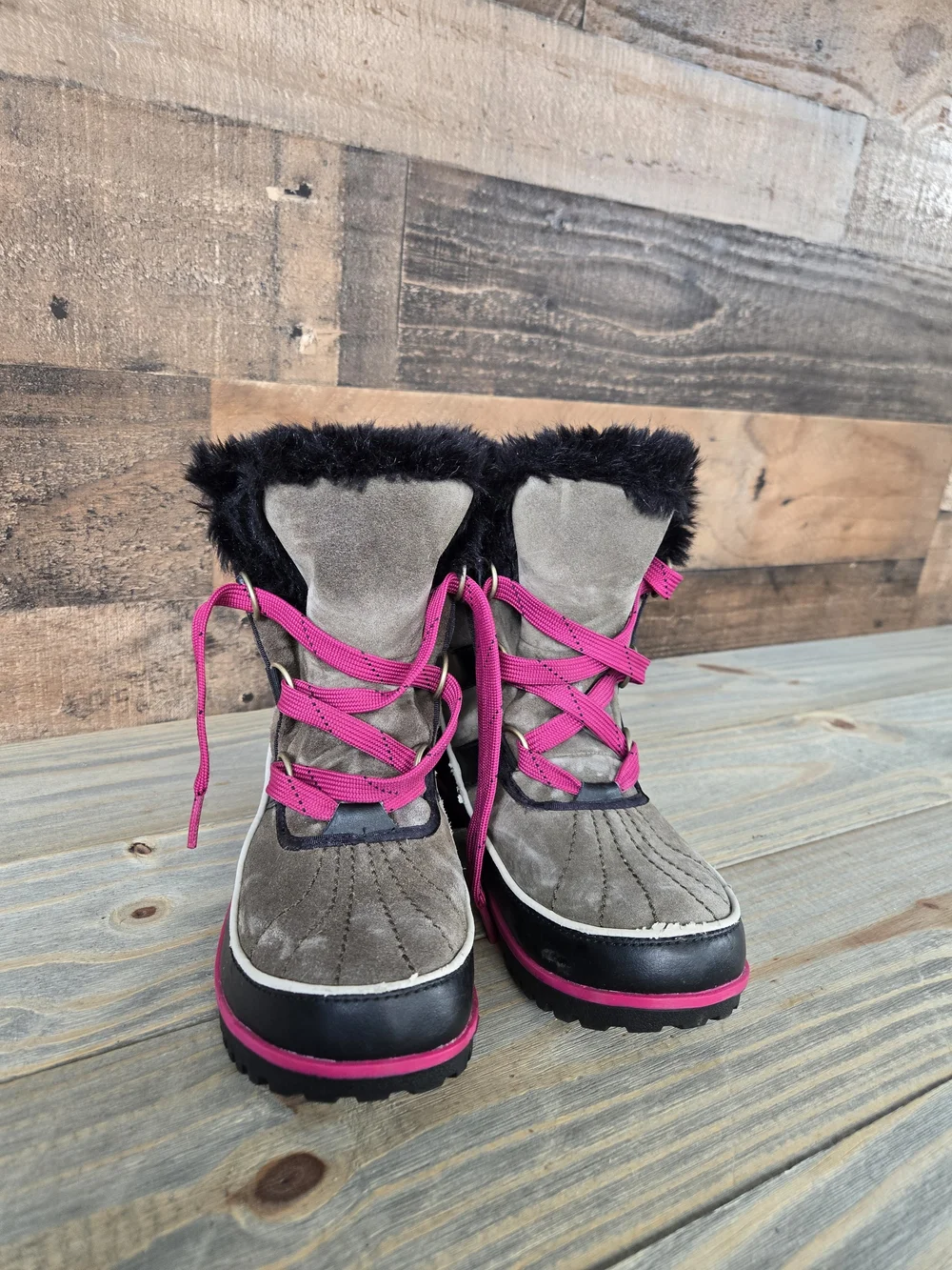 Sorel dry traction