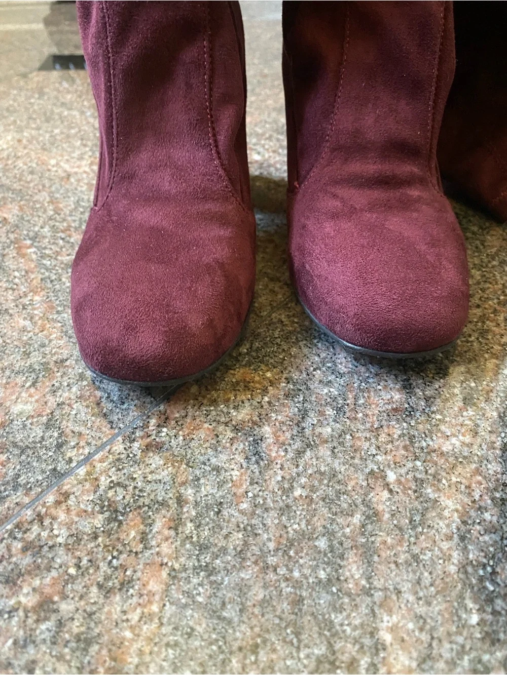 OROSCURO worn couple