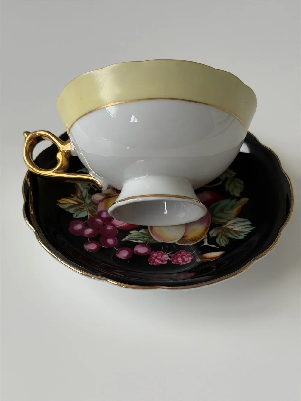 Royal Sealy stunning vintage
