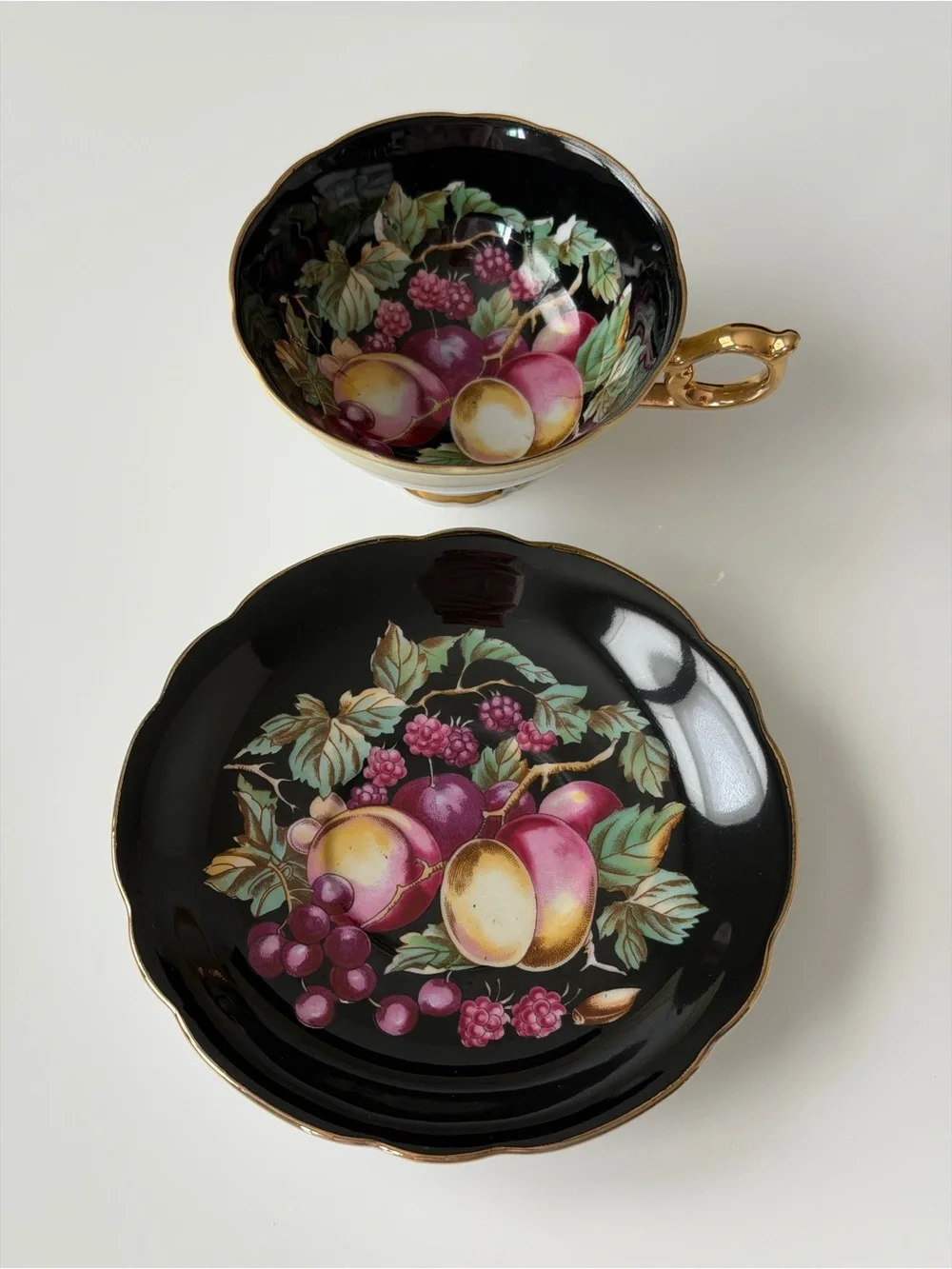 Royal Sealy stunning vintage