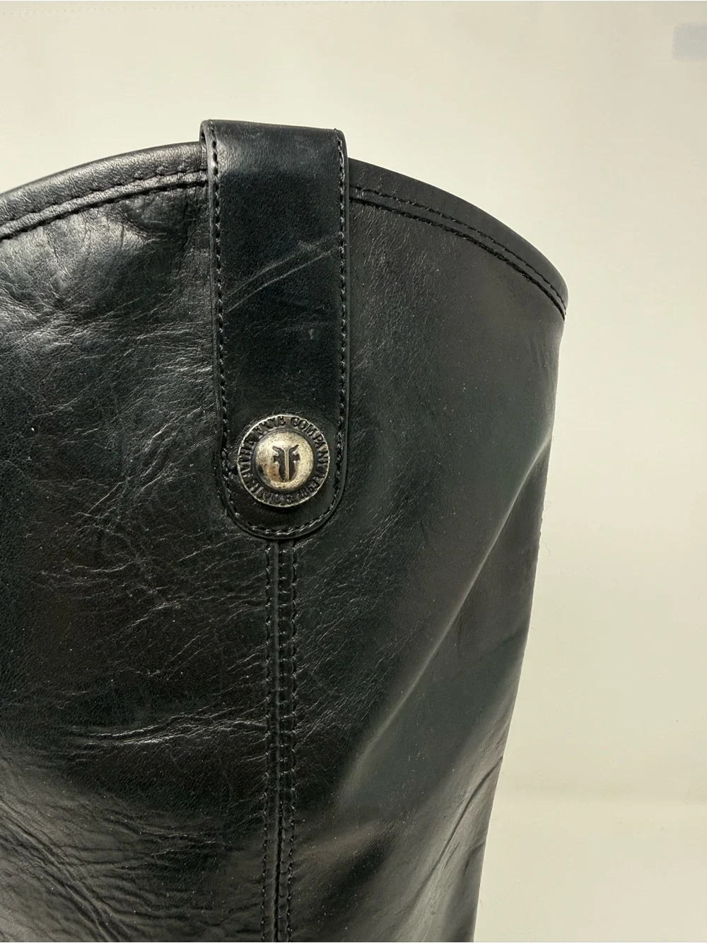 Frye button low