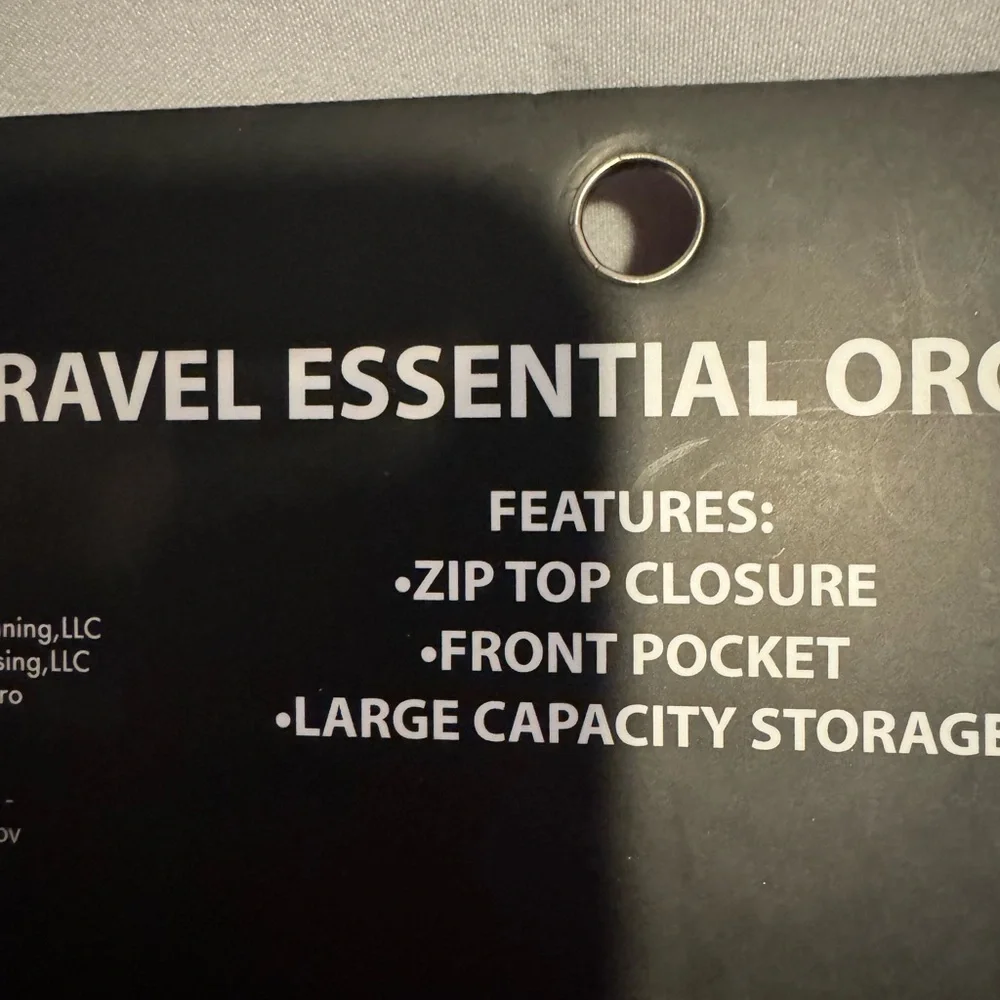 Mark Tetro Huge travel organizer
