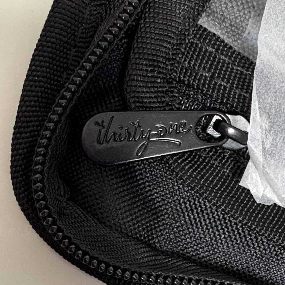 NWT Thirty-One Black and White Makeup Bag