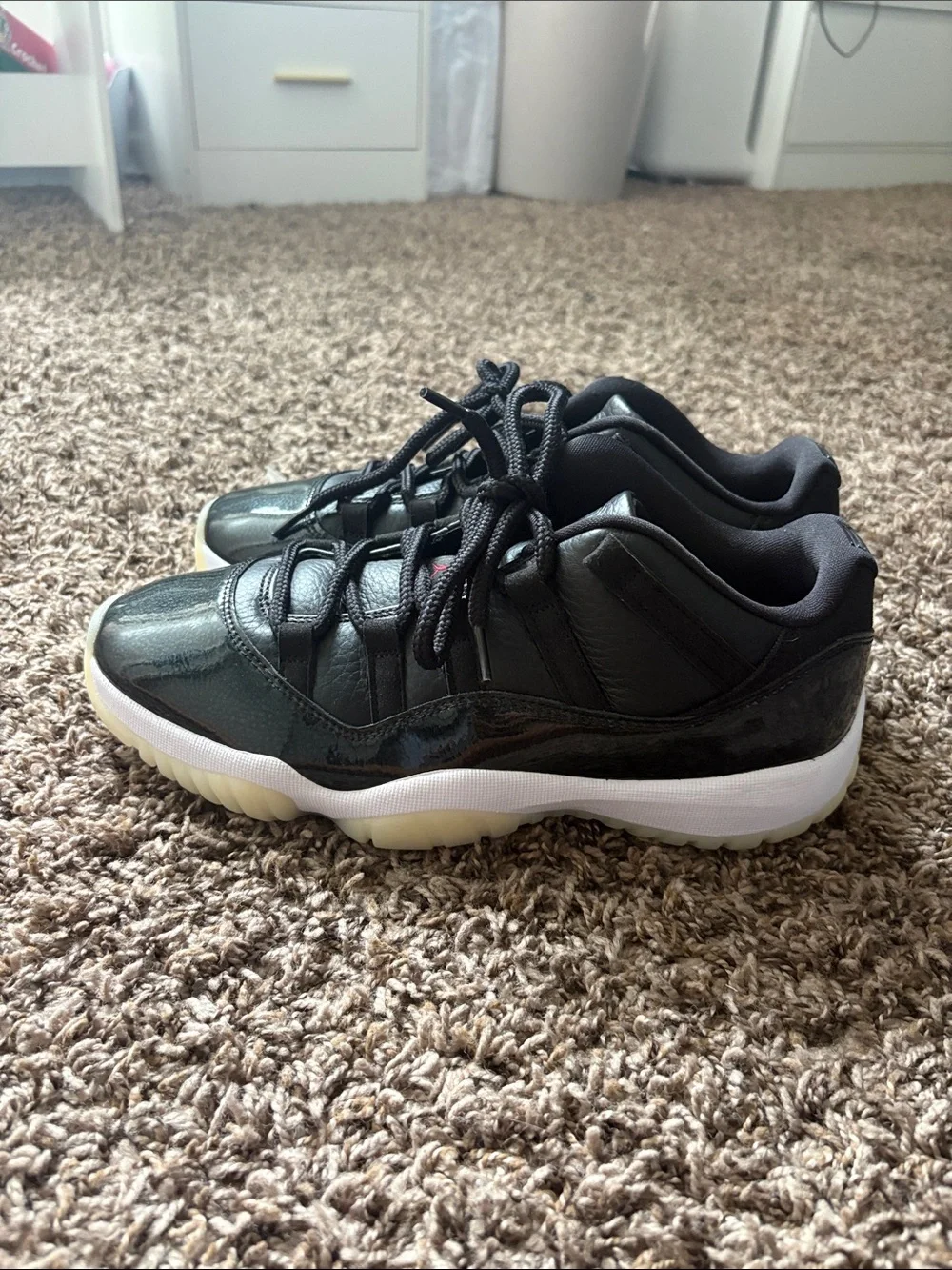 Men’s Black Low-Top Athletic Sneakers - Stylish Everyday Play Shoes