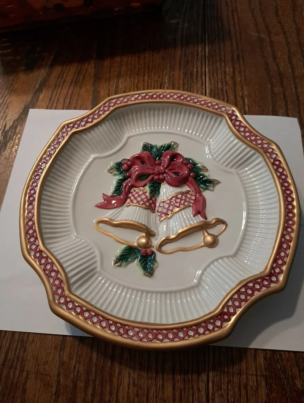 Fitz and Floyd Essentials Christmas Bells Plate Gold Trim 8.5