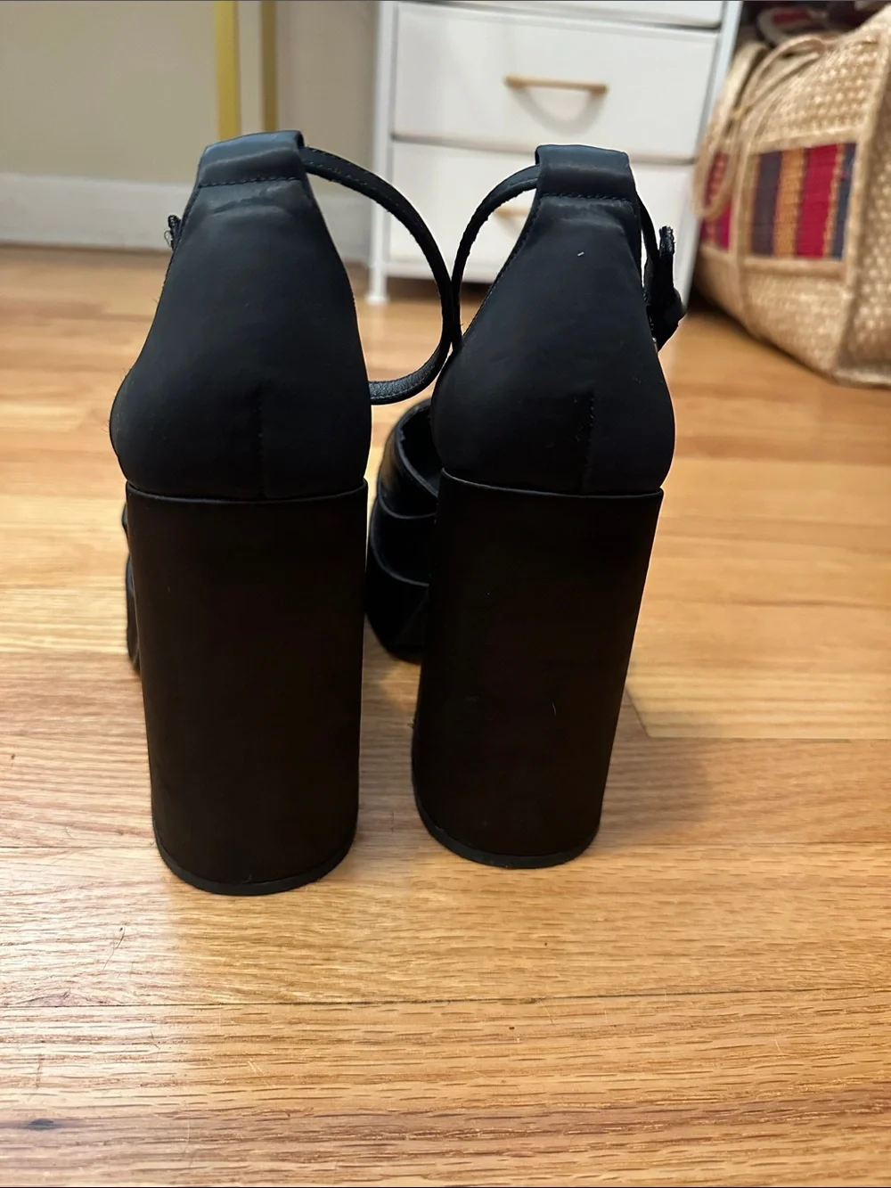 Steve Madden chunky platform