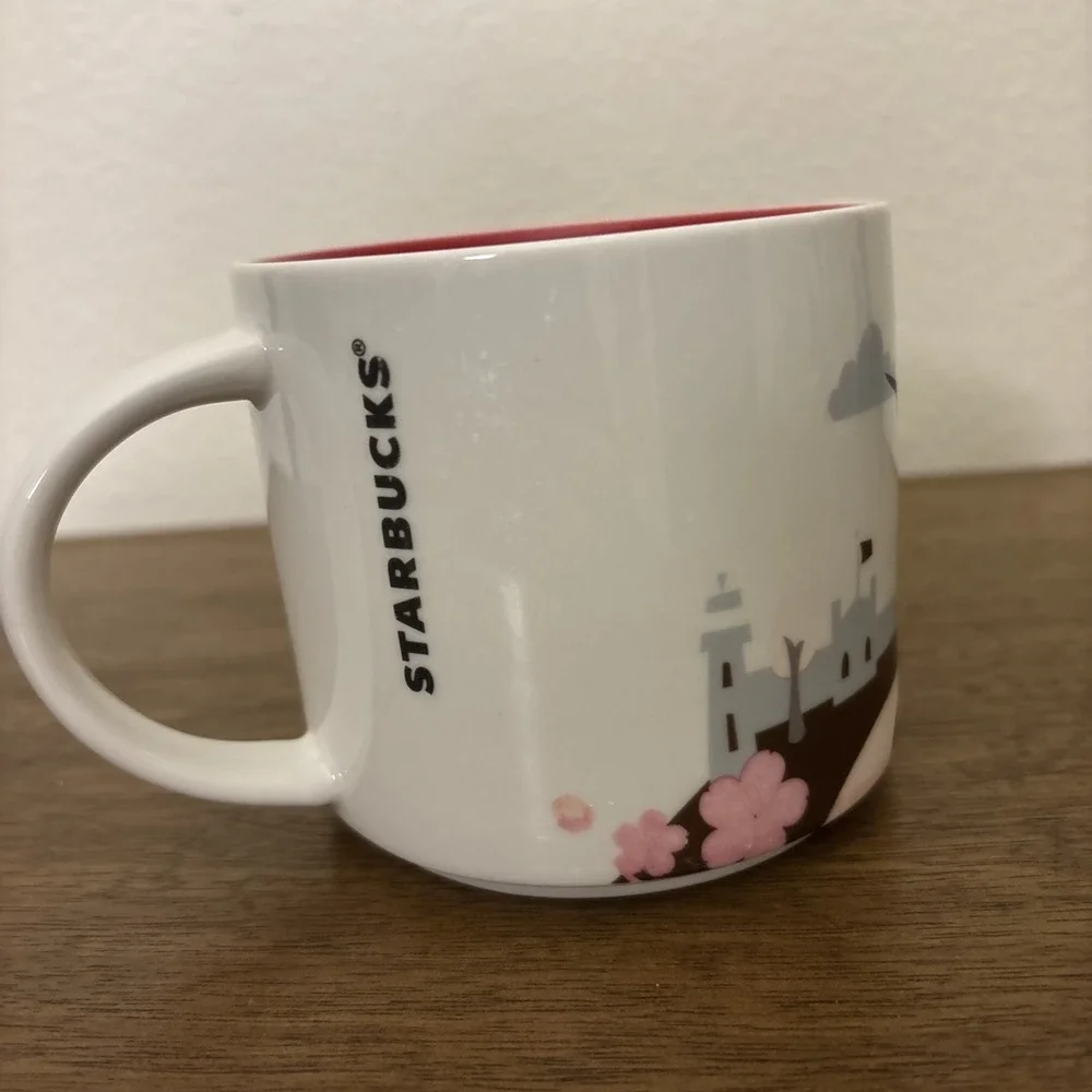 Starbucks preowned excellent