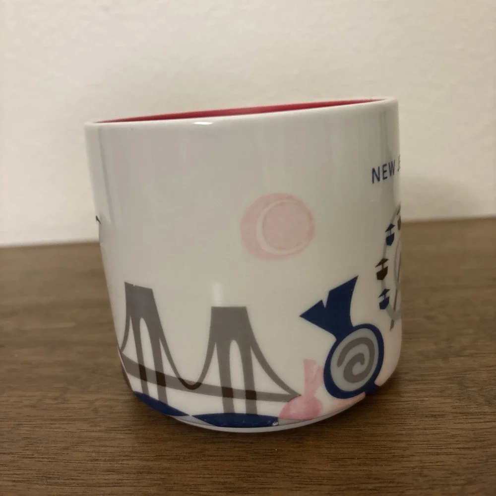 Starbucks preowned excellent