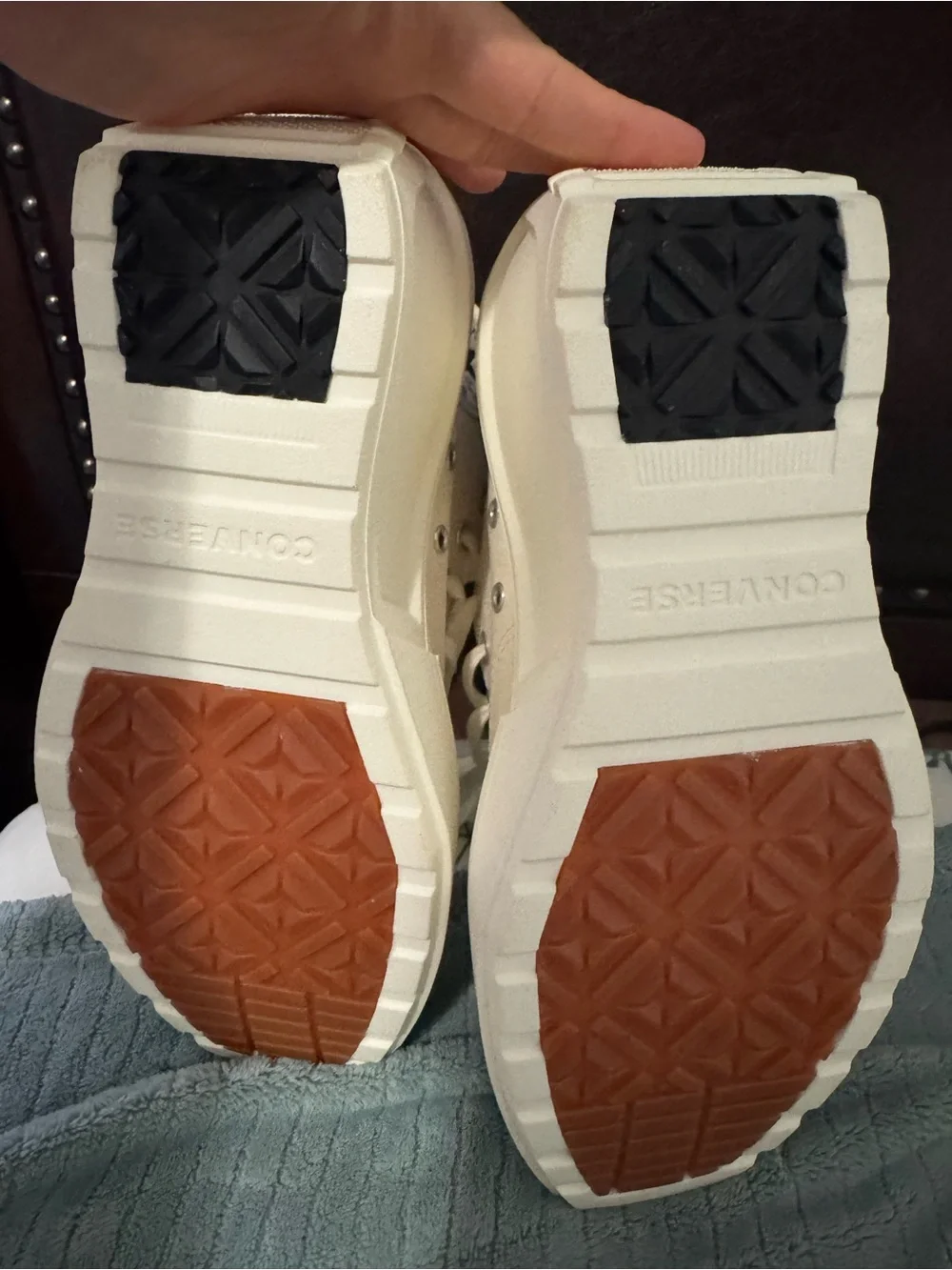 Converse chunky platform