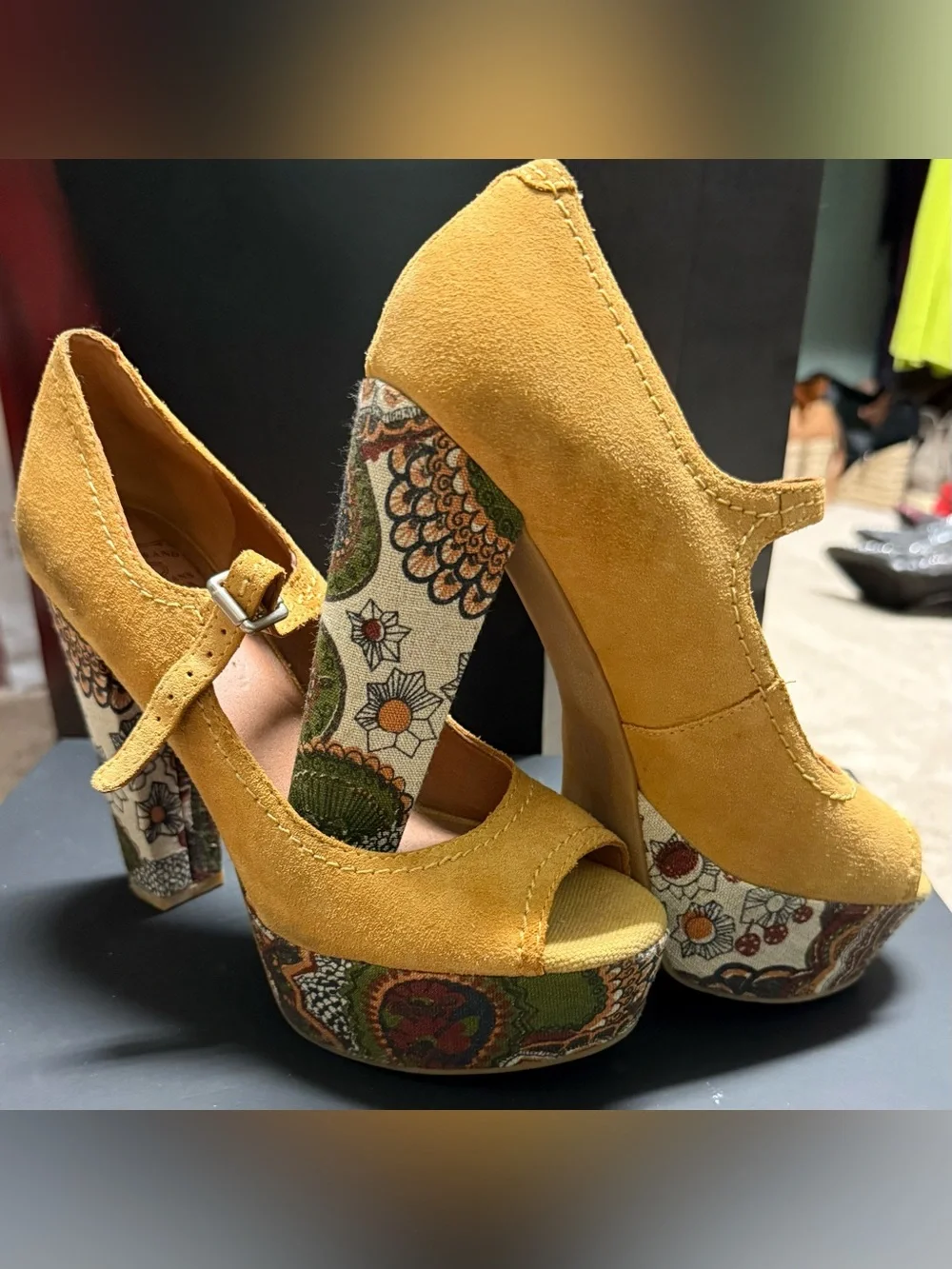 Lucky Brand Mustard Yellow Suede Mary Jane Peep-Toe Platform Pumps
