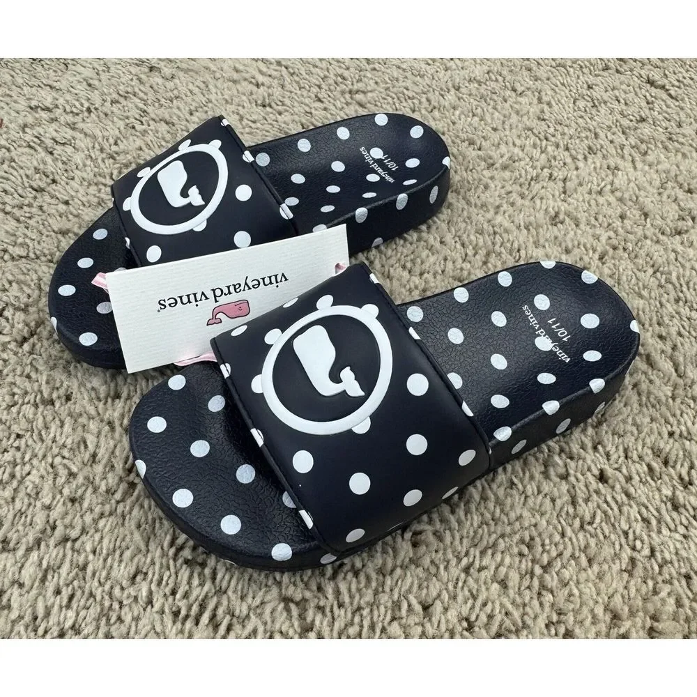 Vineyard Vines dot whale
