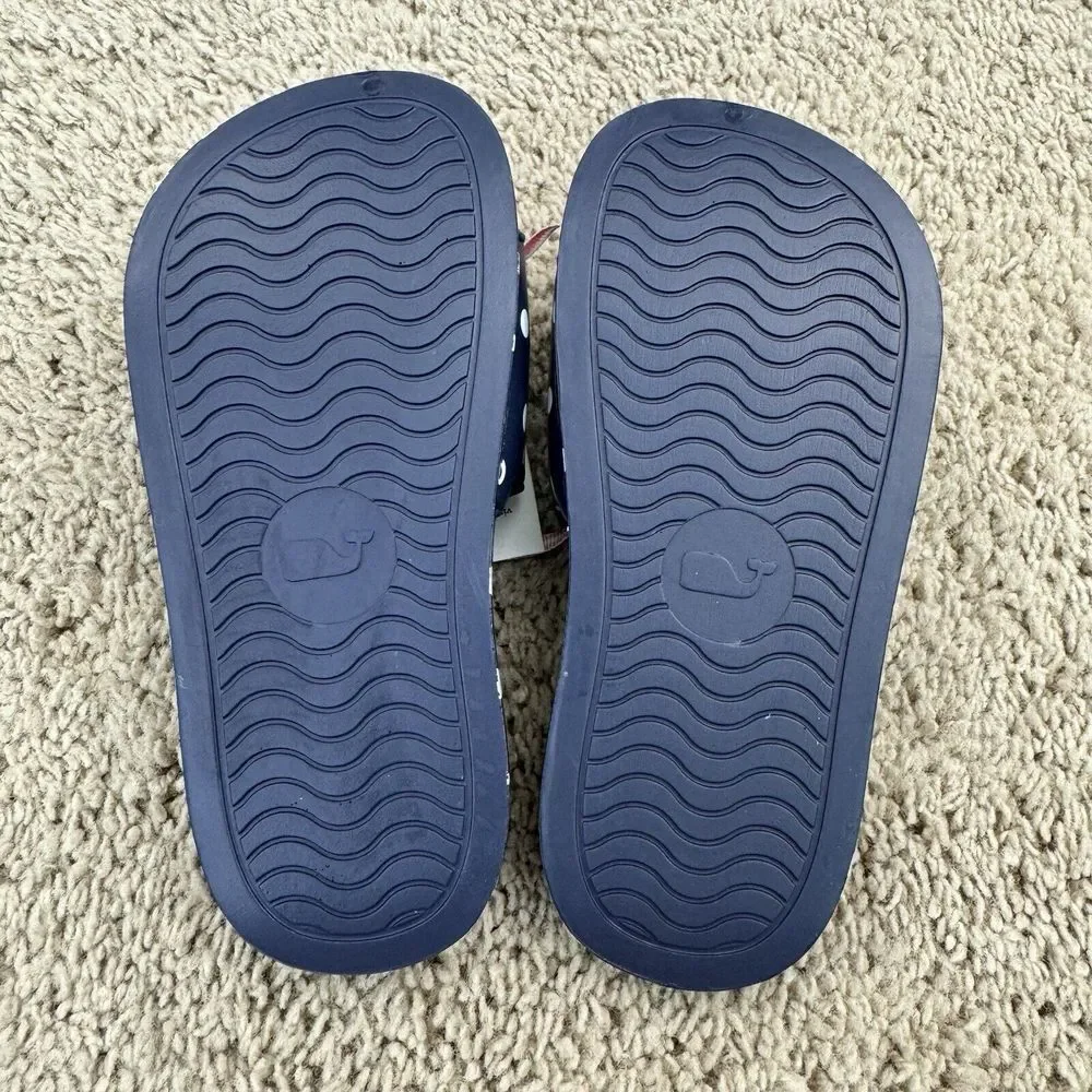 Vineyard Vines dot new 10