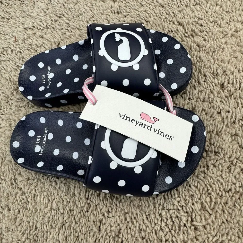 Vineyard Vines sandal ages