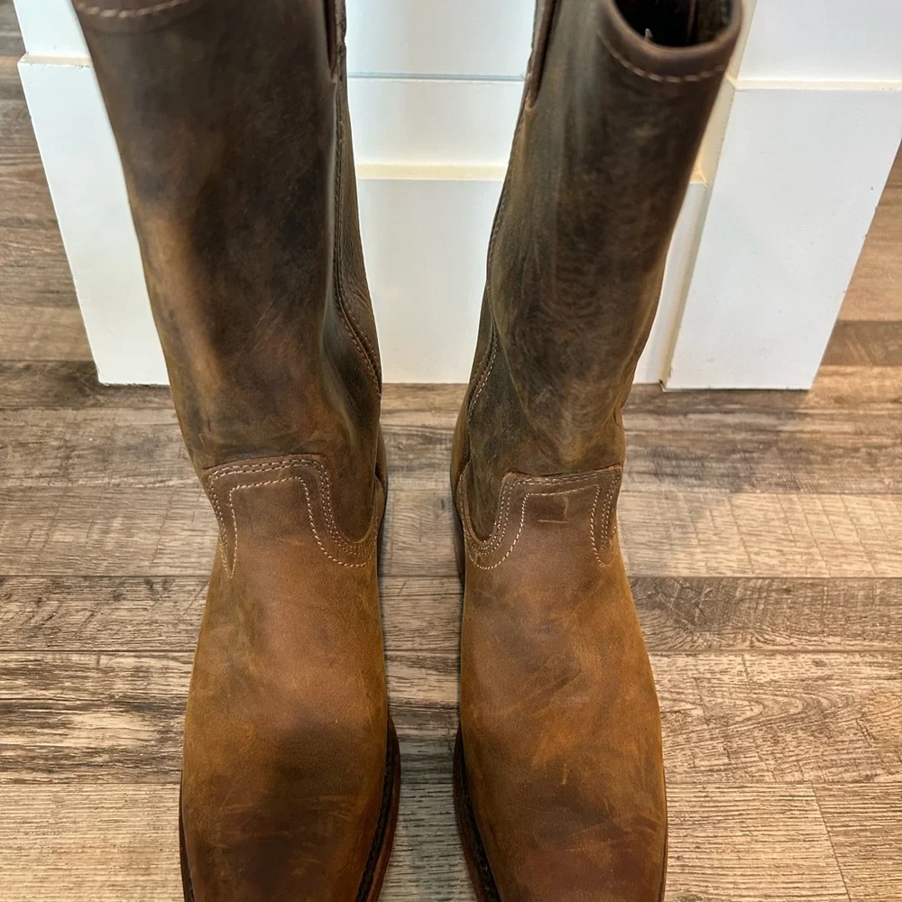 Frye reposhing… love