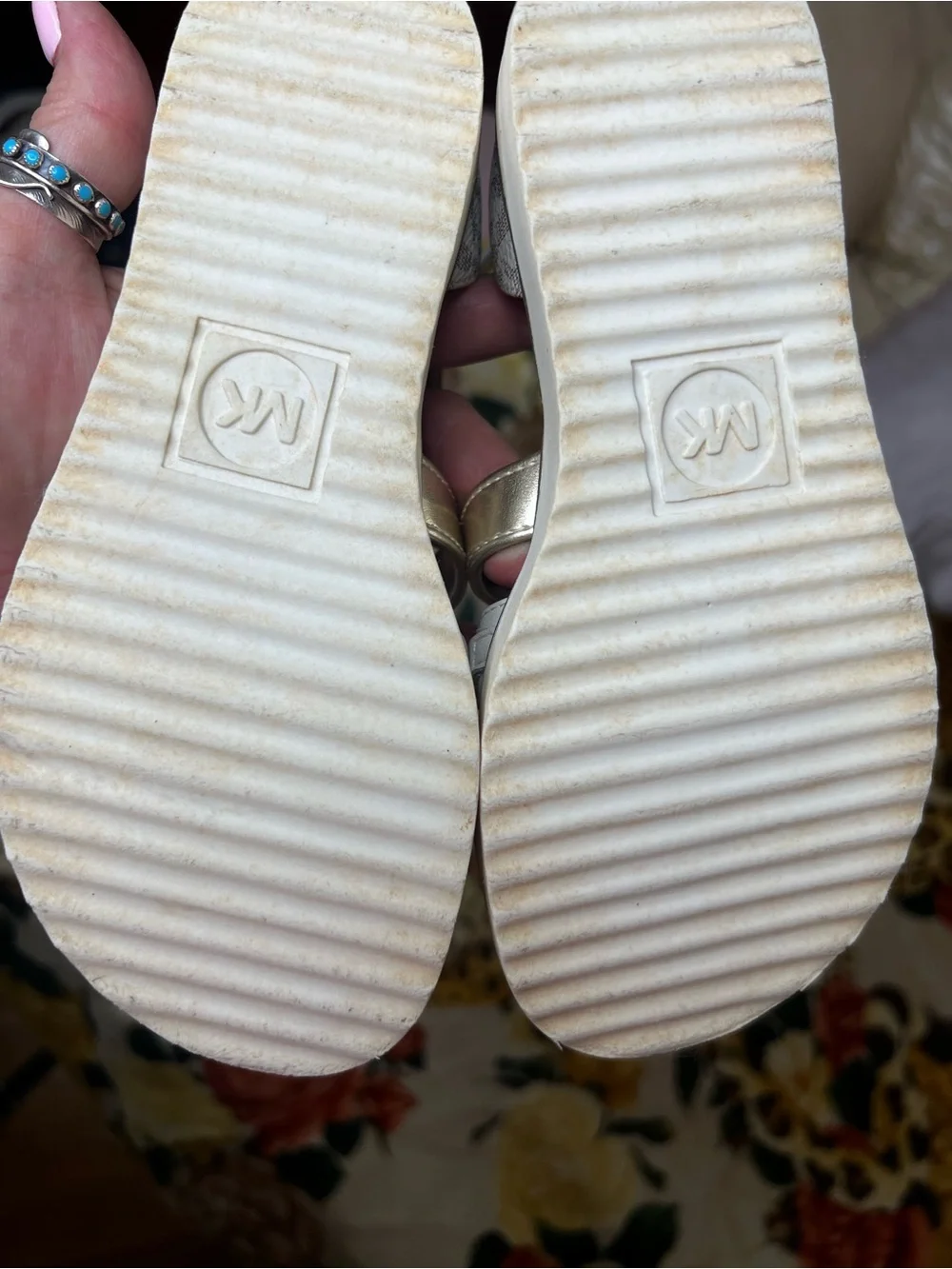 Michael Kors Girls Brandy Hannah Sandals White Gold MK Logo Size 11 EU 29