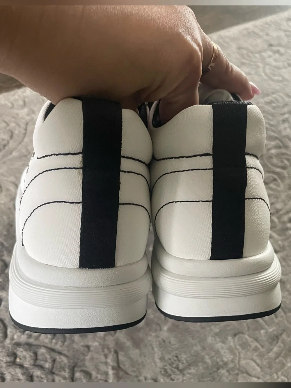 CHANEL cushioned accents