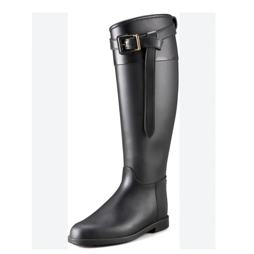 Burberry riding rain