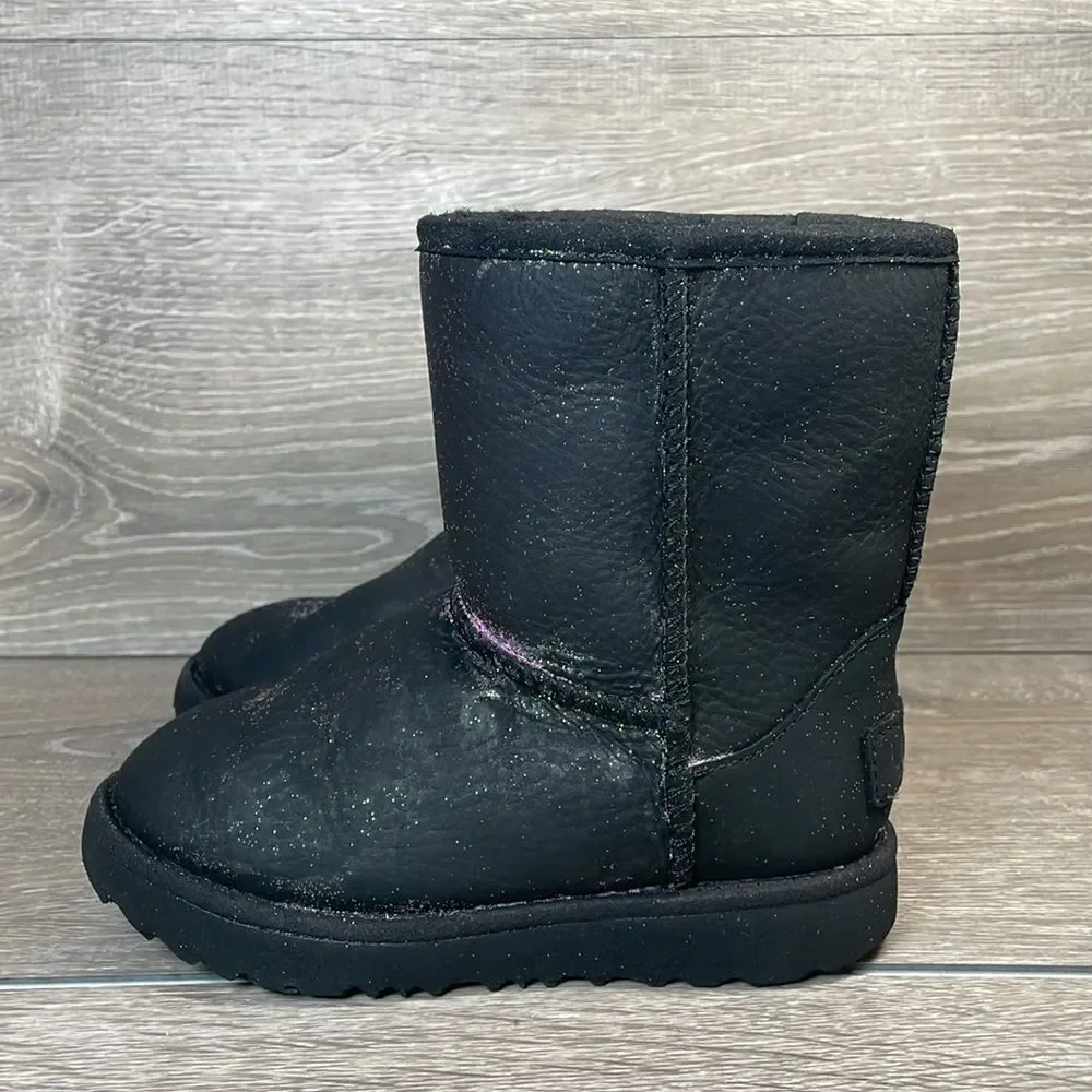 UGG kids classic