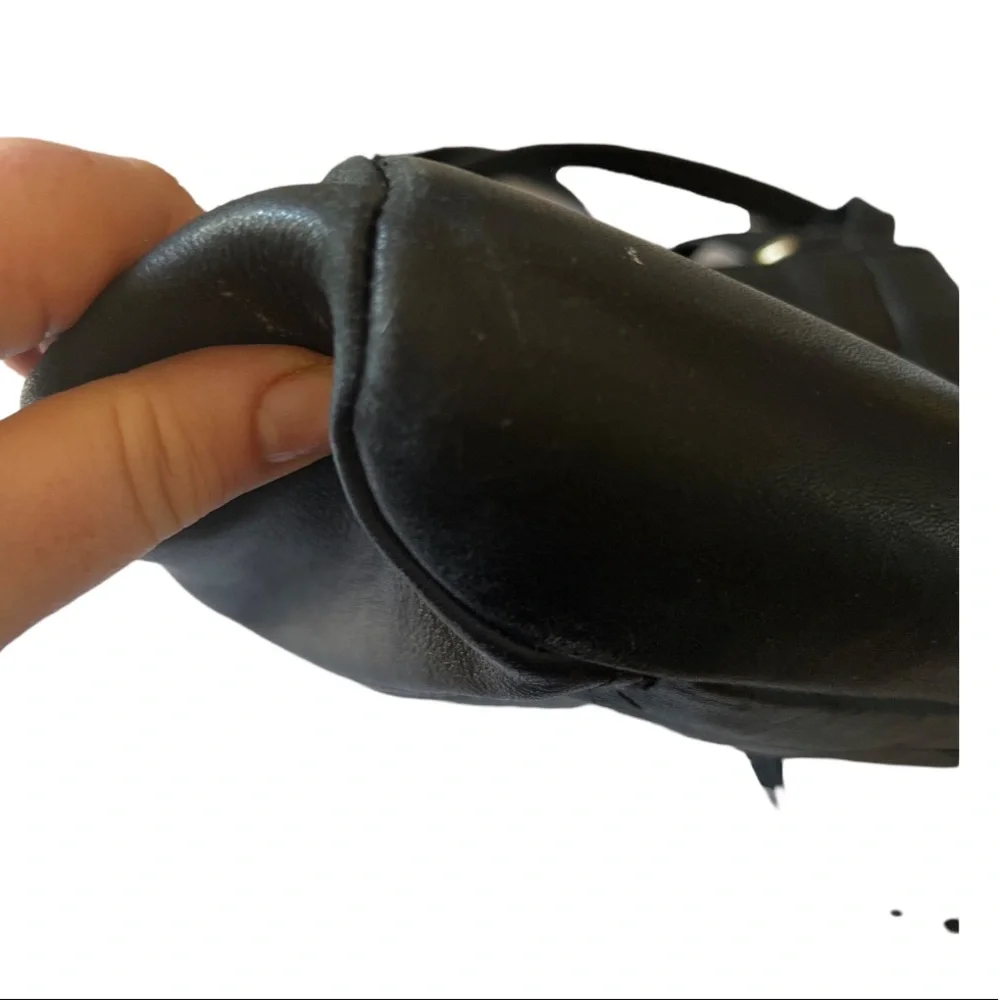 TIGNANELLO HOBO SHOULDER HANDBAG BLACK LEATHER