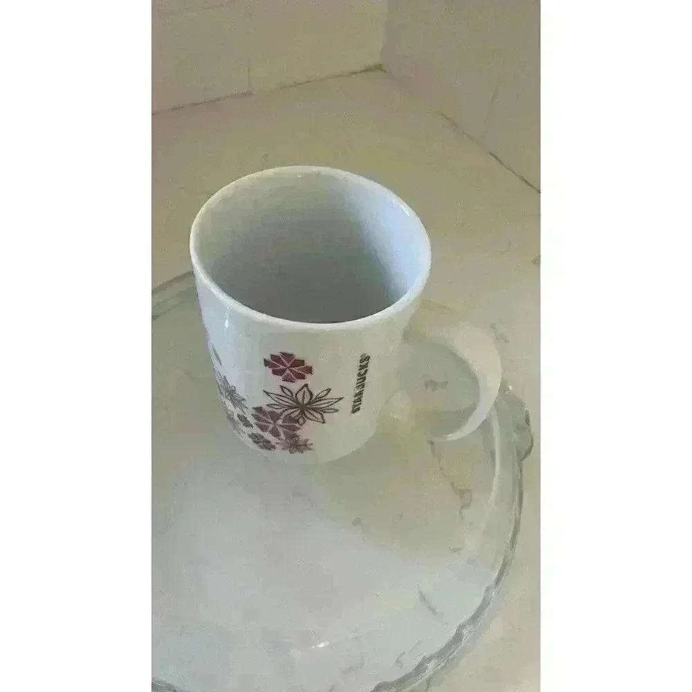 Starbucks Holiday Coffee Mug Cup 12 fl oz Red Gold Snowflake Star Christmas