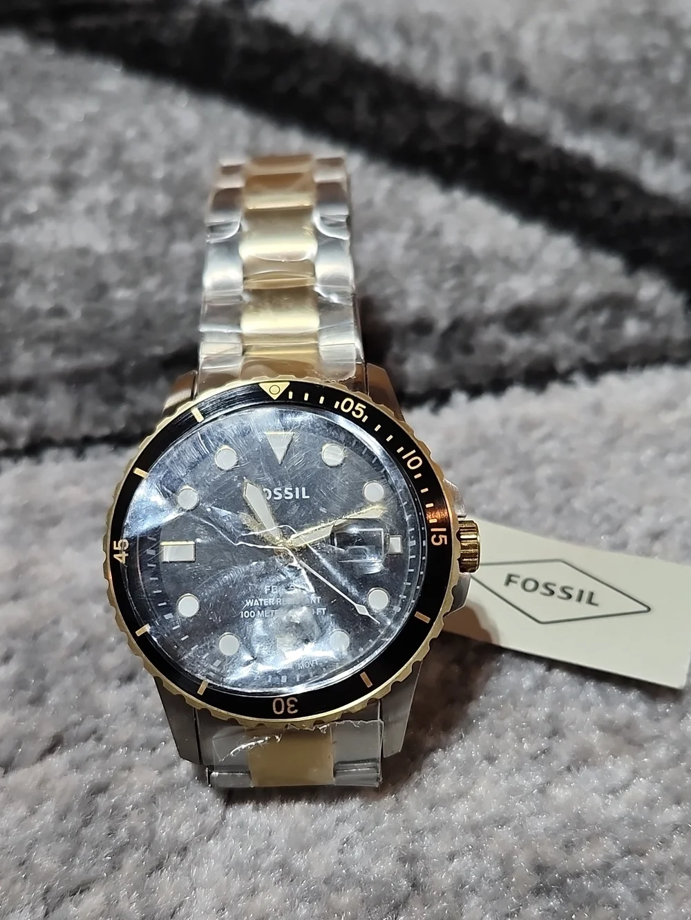 Fossil blue dive