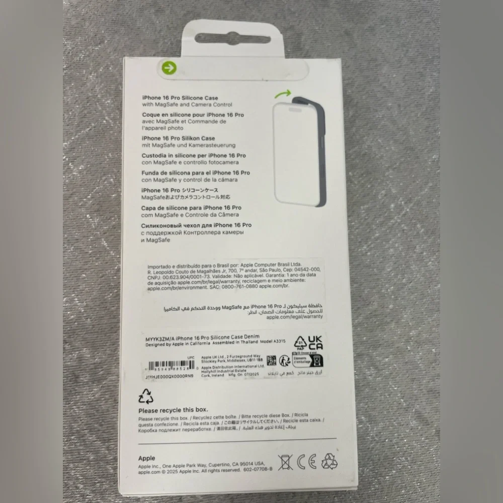 Apple silicone 	•	soft