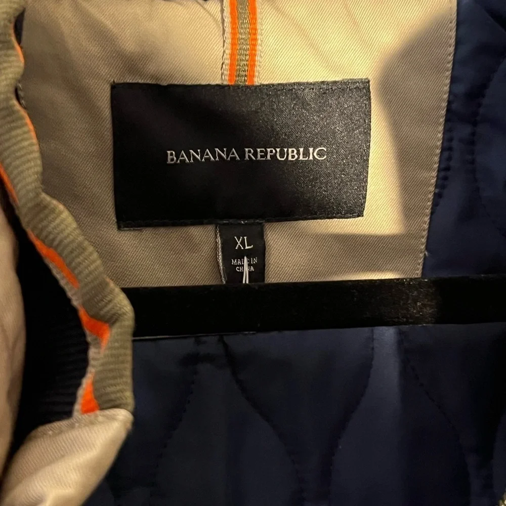 Banana Republic this banana