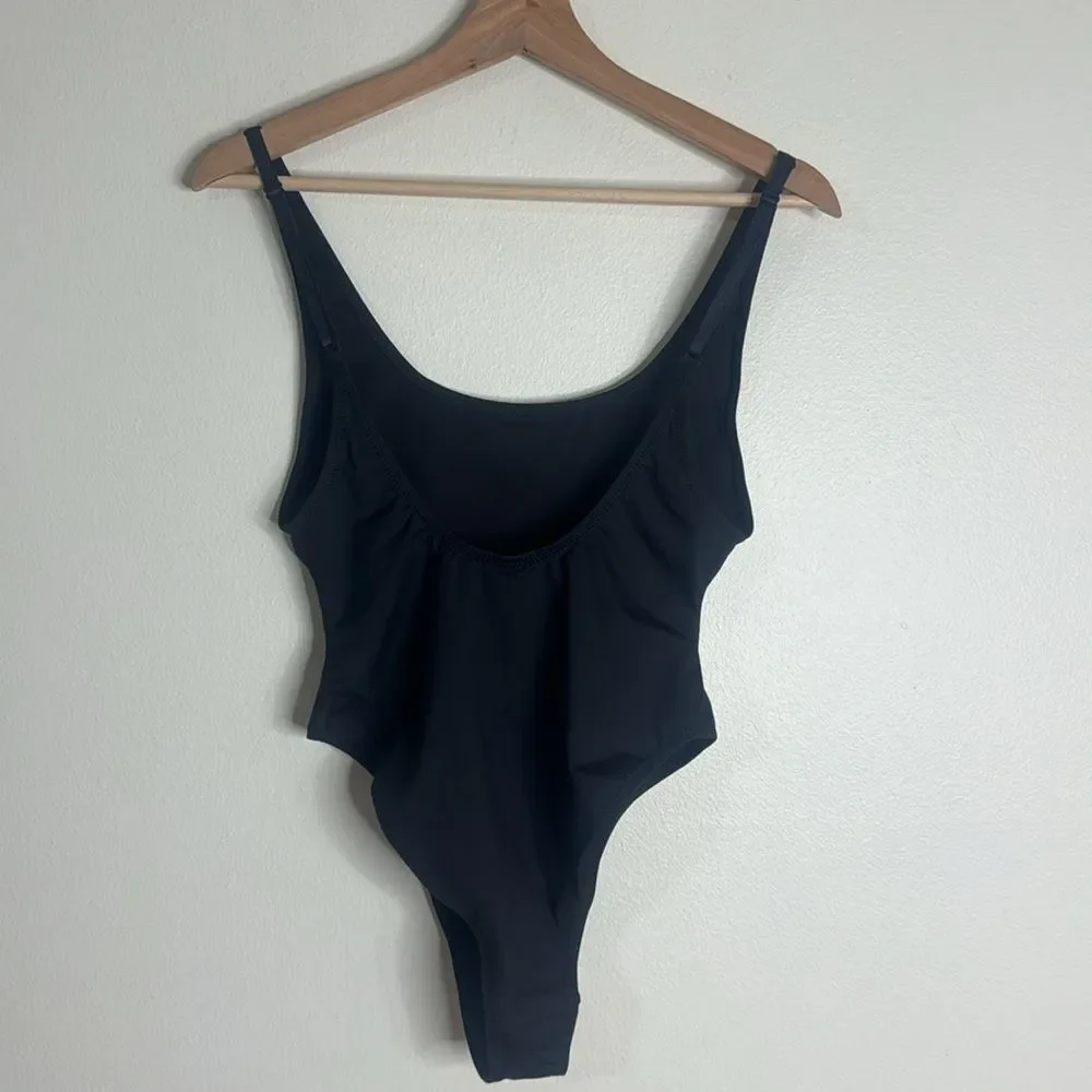 SKIMS black design piece