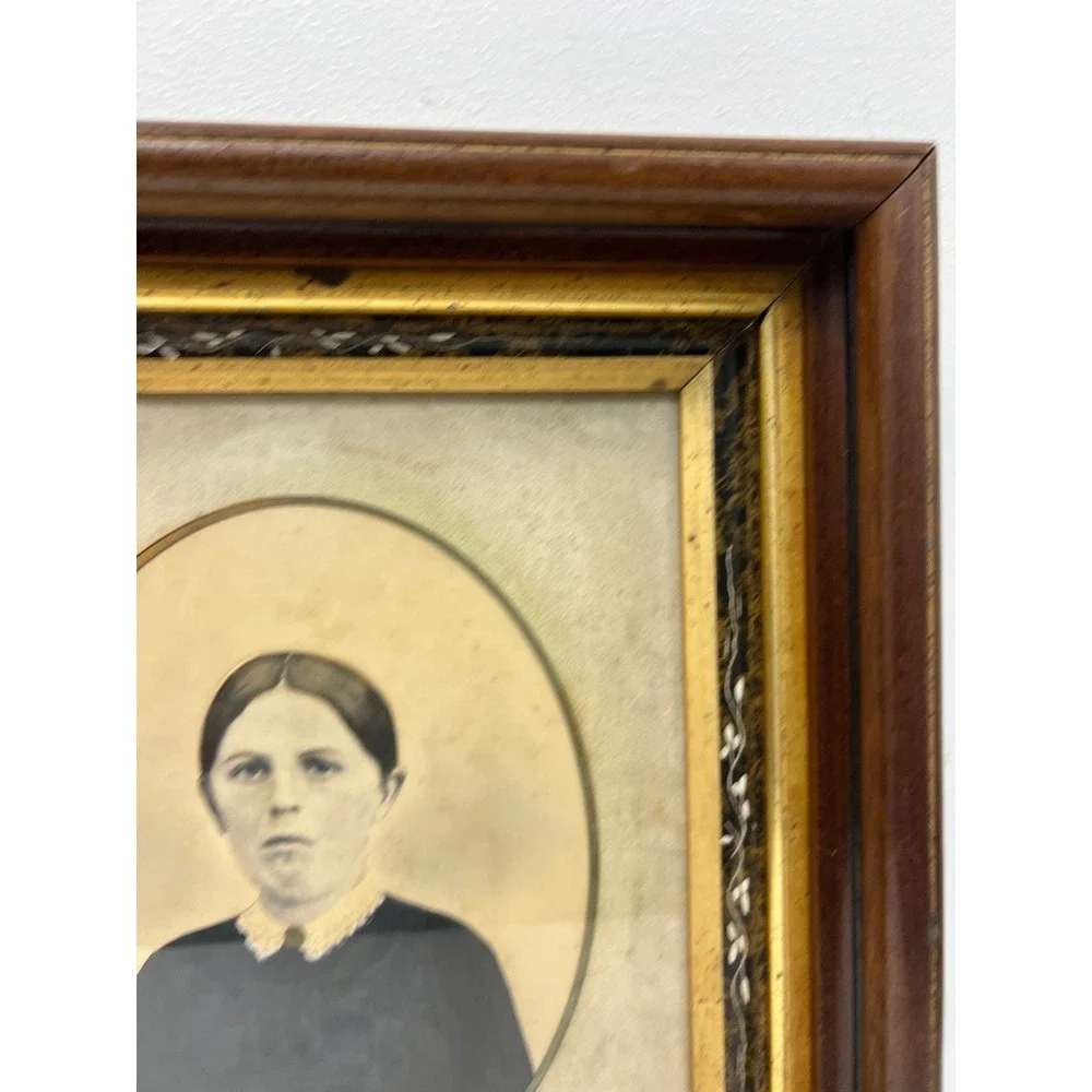 N/A victorian carved