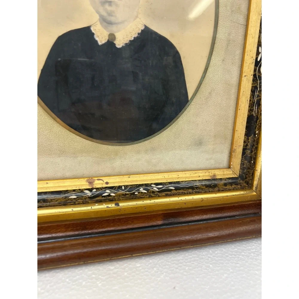 N/A victorian carved