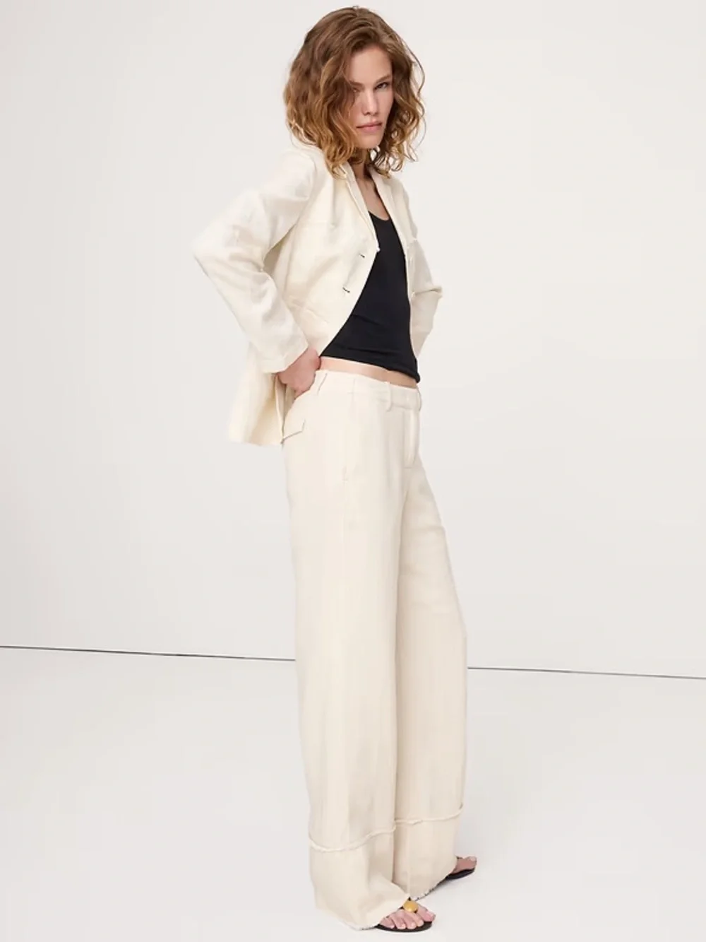 Banana Republic everyday wide