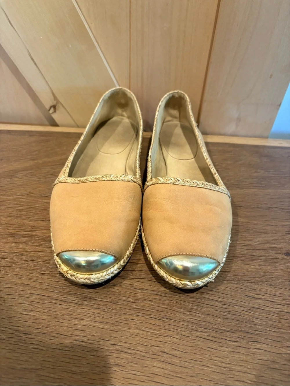 Stuart Weitzman stylish slip