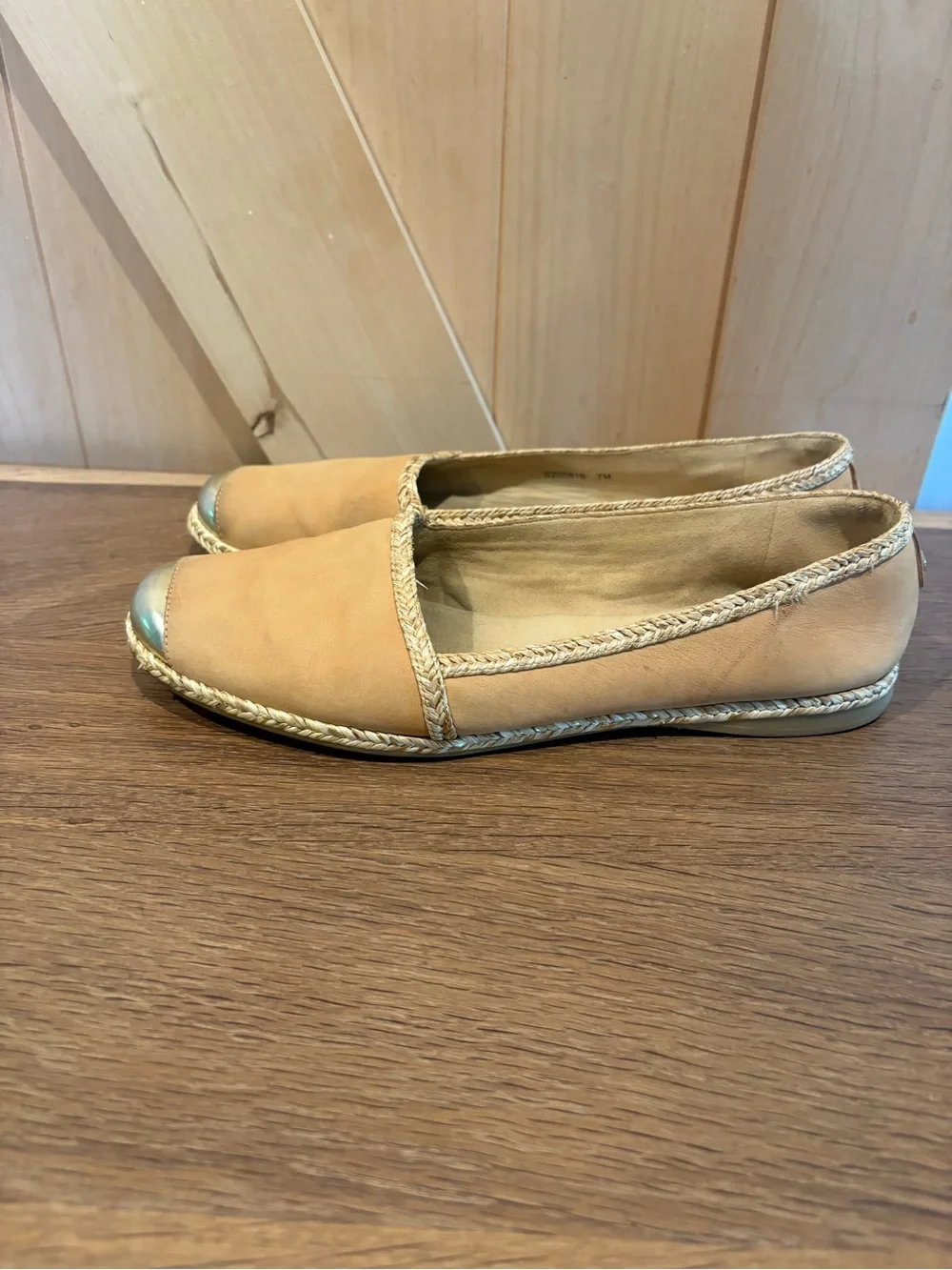 Stuart Weitzman stylish slip