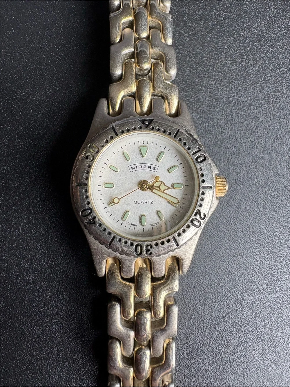 Vintage classic bracelet white