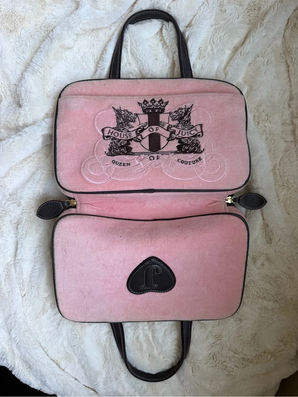 Juicy Couture soft pink