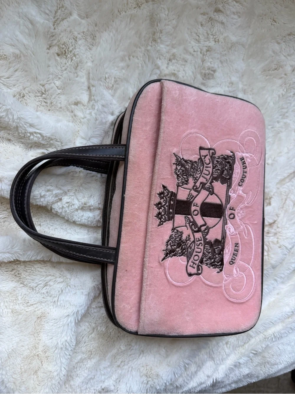 Juicy Couture soft pink