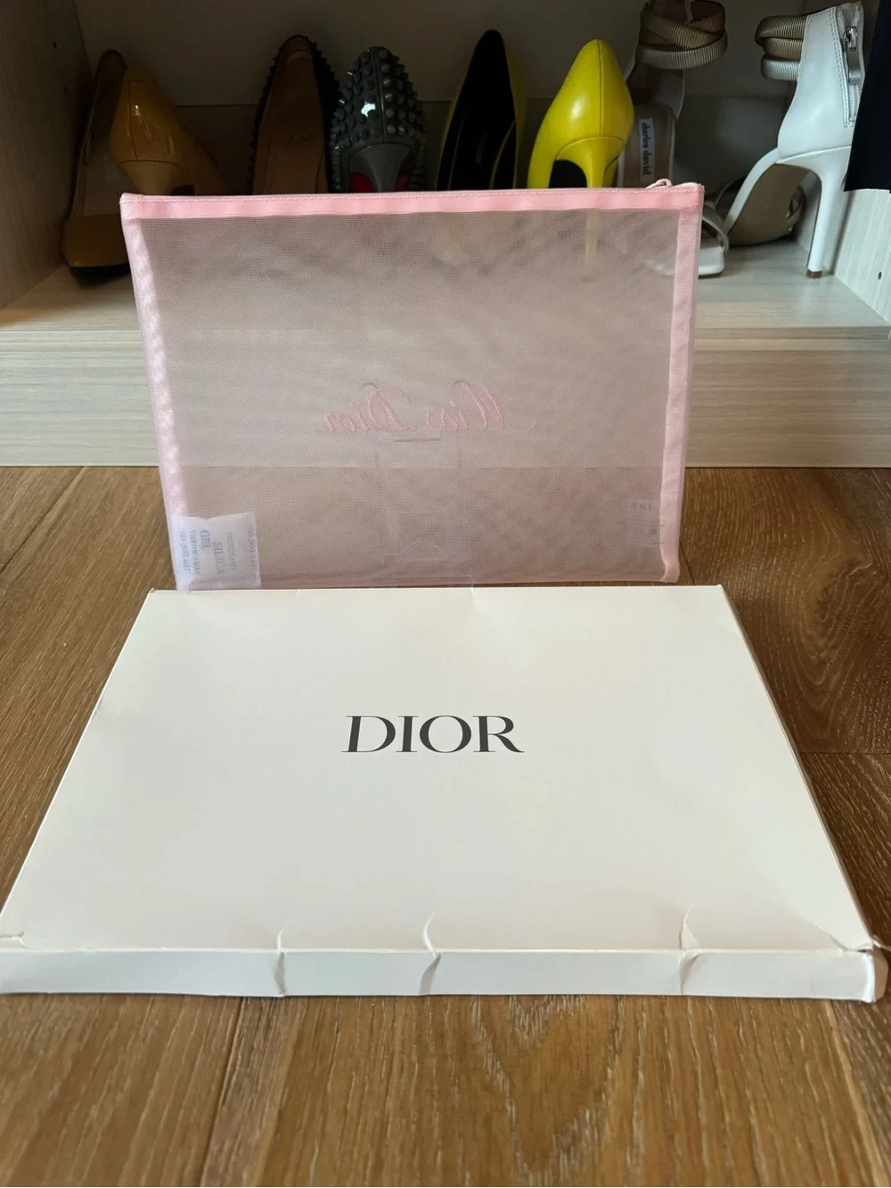 Dior closure matching