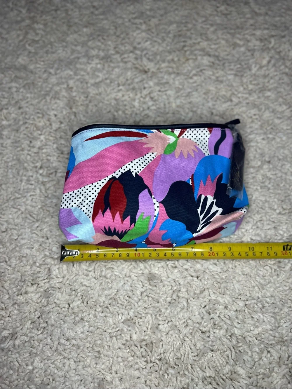 N/A compact floral