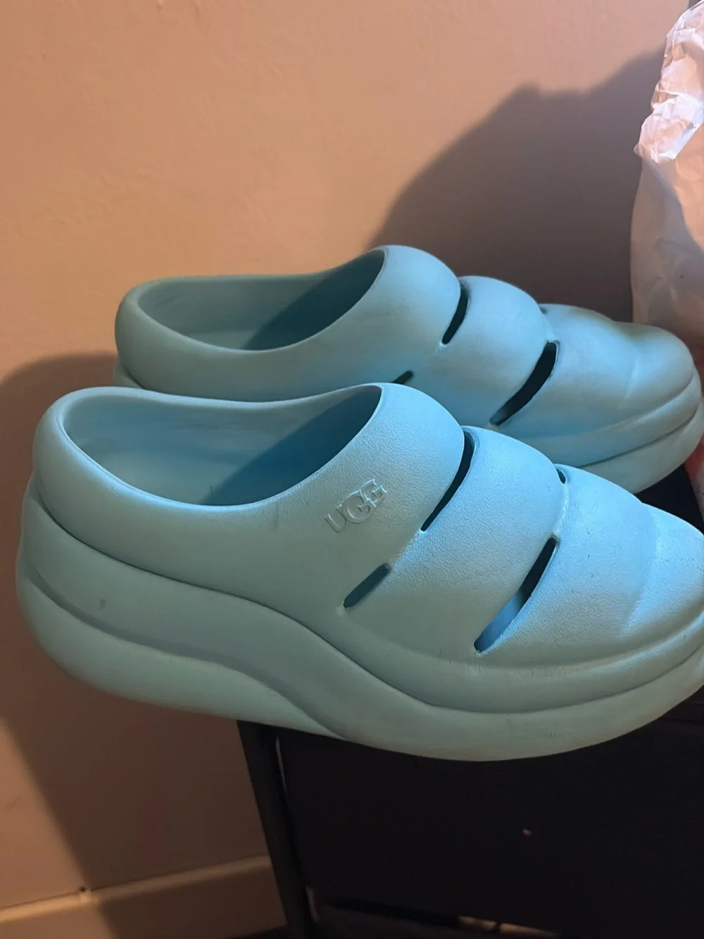 UGG slip footbed smooth