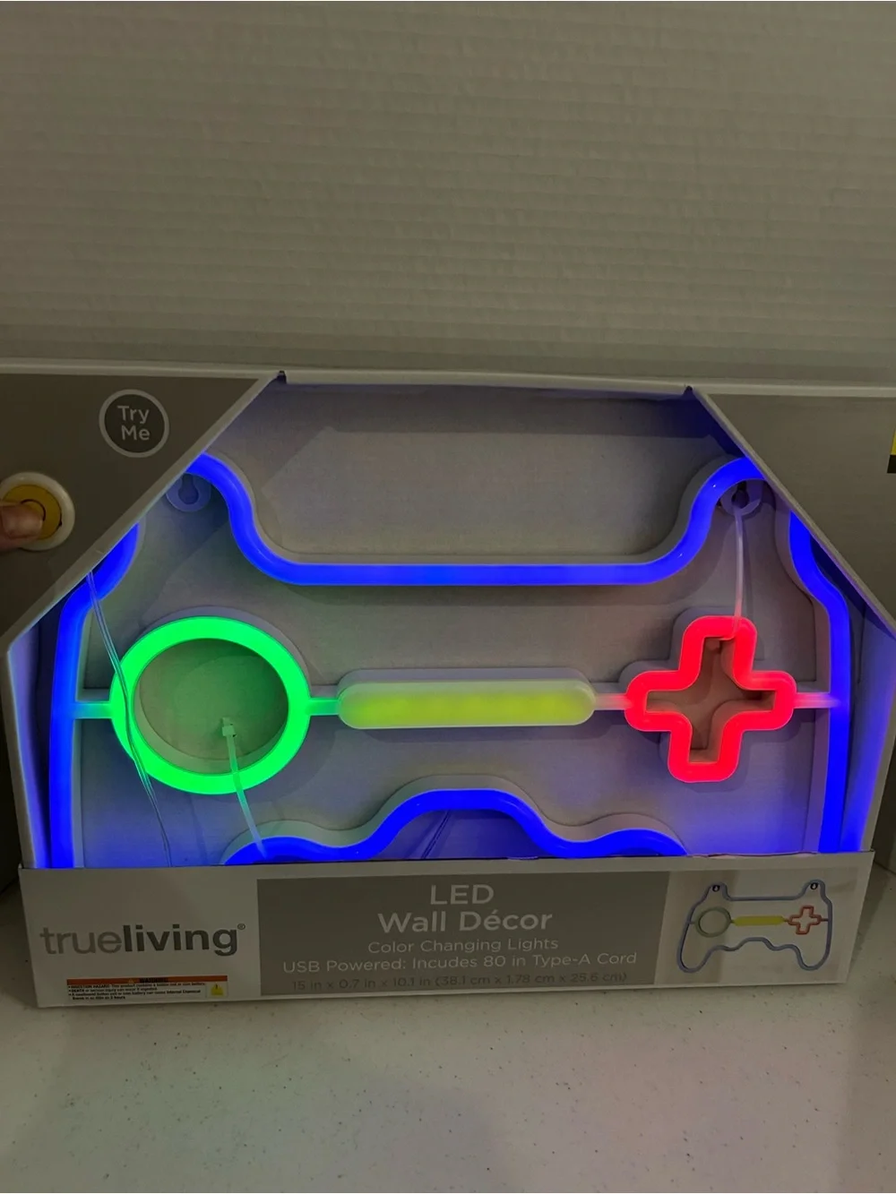 trueliving White LED Wall Décor - Gaming Controller Neon
