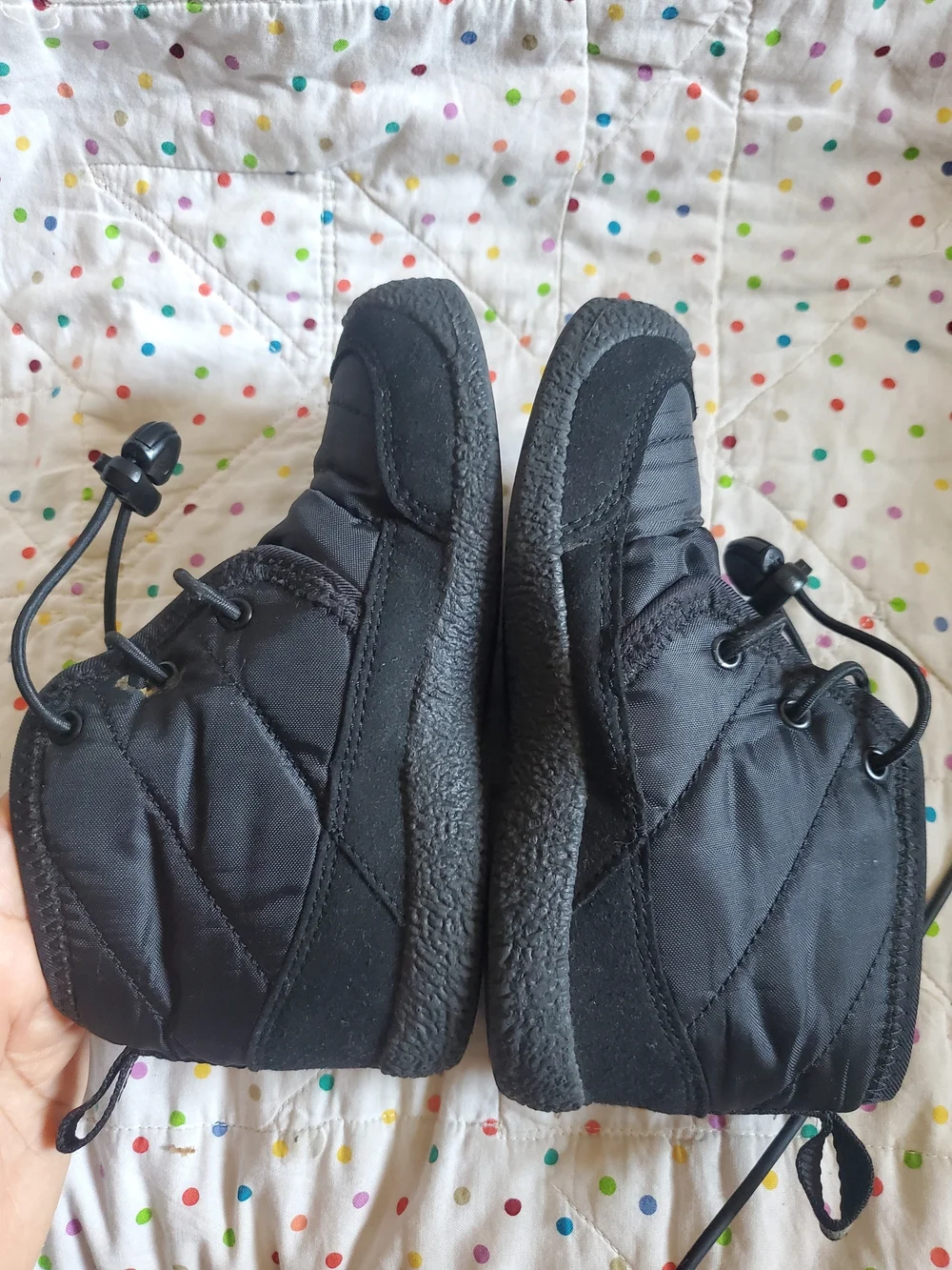 KEEN Kids'  Howser Chukka  Black Winter Ankle Boots Size 11.